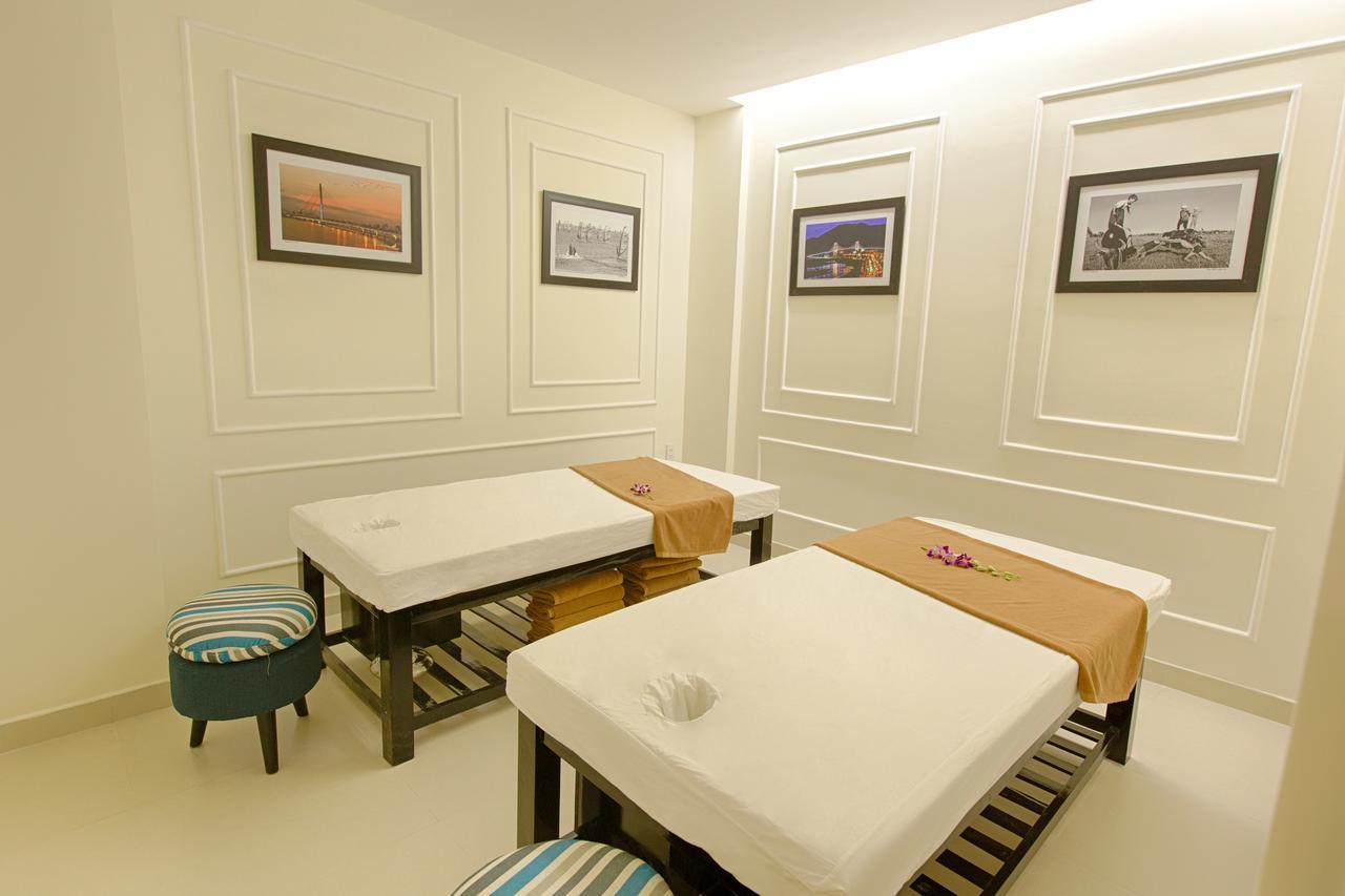 Central Hotel & Spa Danang מראה חיצוני תמונה