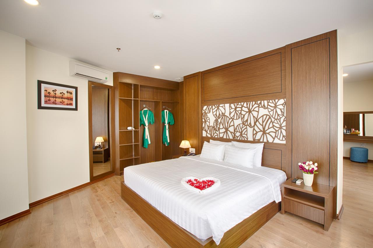 Central Hotel & Spa Danang מראה חיצוני תמונה