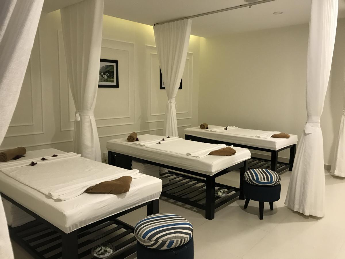 Central Hotel & Spa Danang מראה חיצוני תמונה